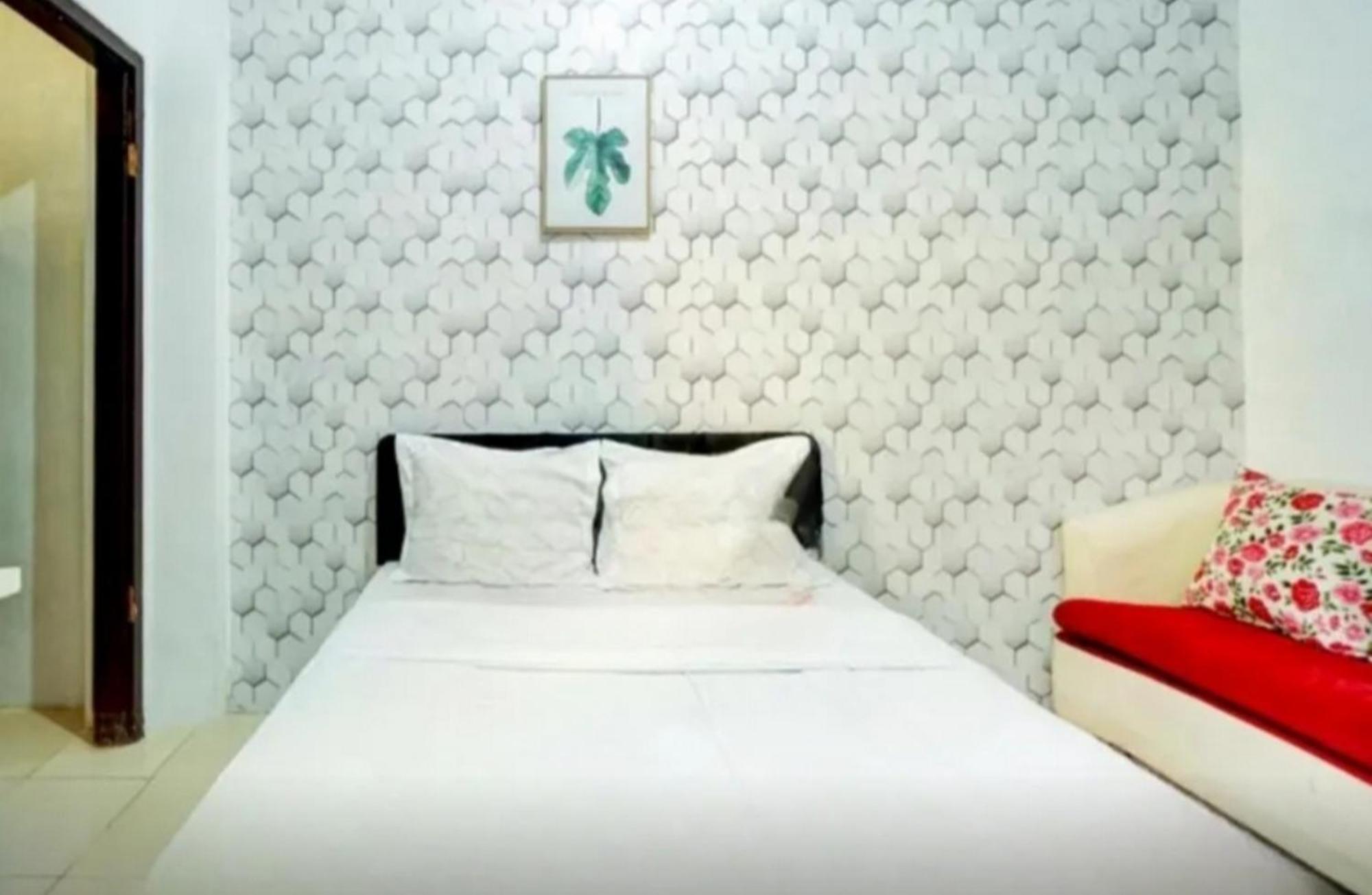 Reddoorz Near Plaza Araya Malang Ξενοδοχείο Blimbing  Εξωτερικό φωτογραφία